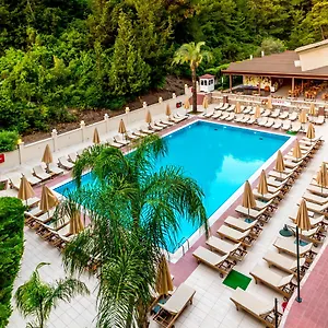 Otel Julian Forest