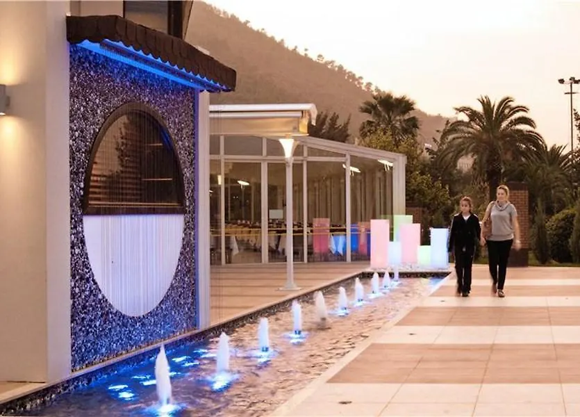 Balcova Termal Hotel İzmir 4*,